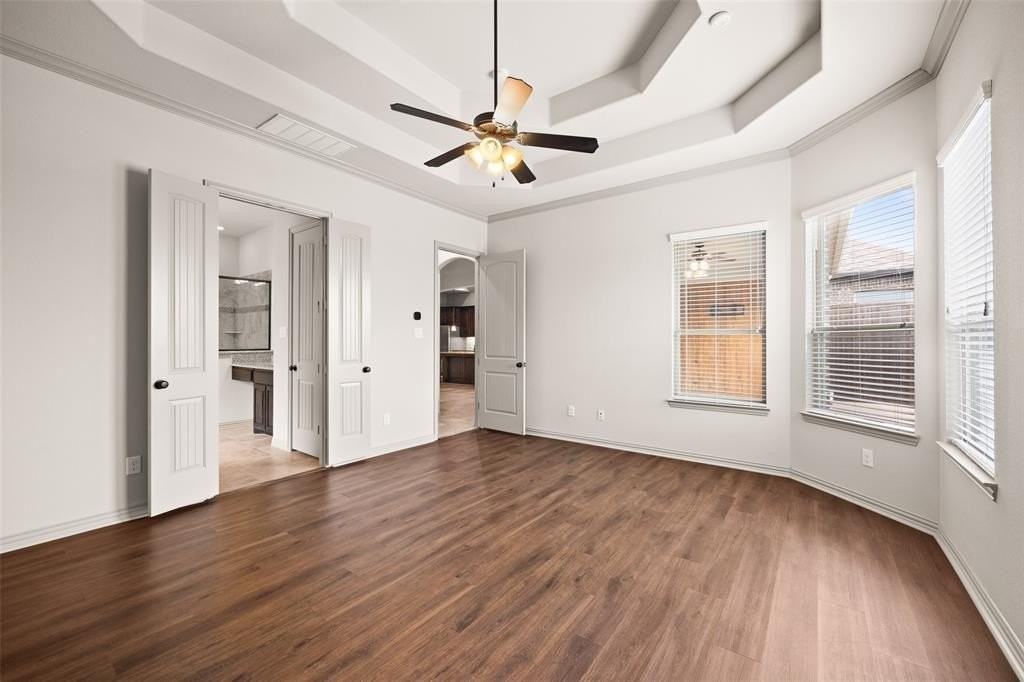 586 Mountcastle Dr - Photo 6 of 23