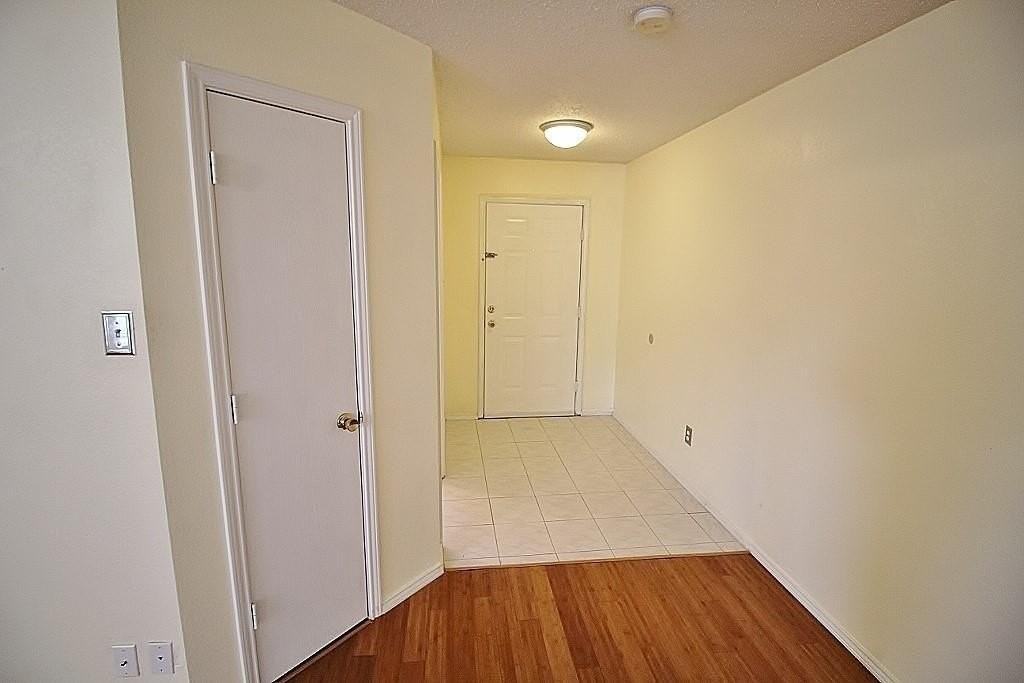 2936 Santa Sabina Dr - Photo 2 of 25