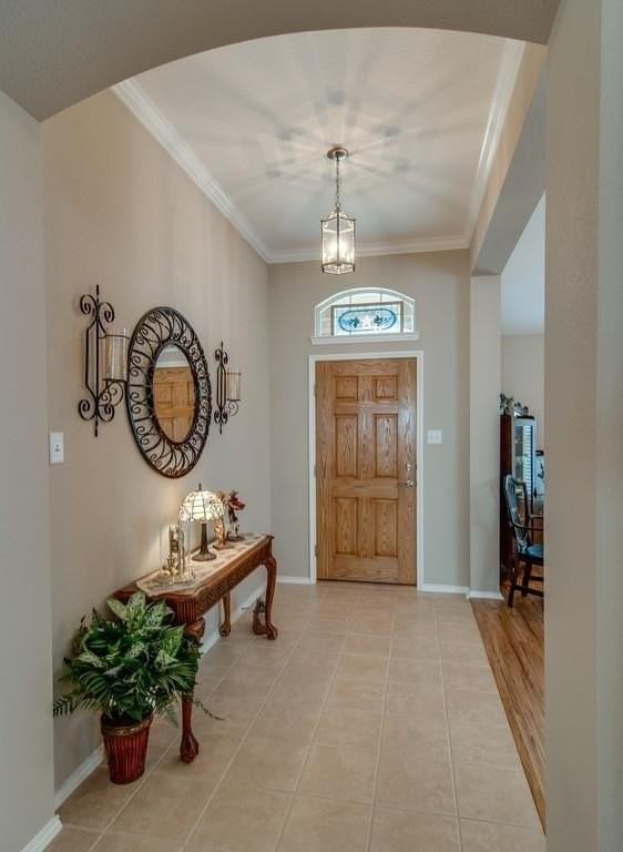 13049 Fencerow Rd - Photo 2 of 32