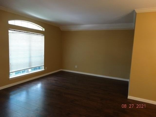 5016 Adolphus Dr - Photo 3 of 26