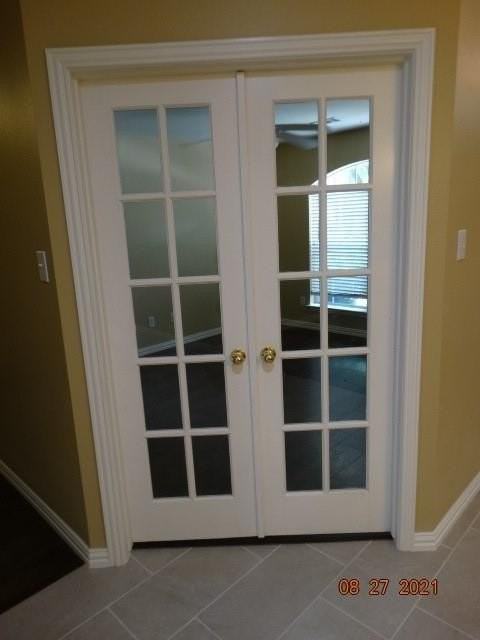 5016 Adolphus Dr - Photo 5 of 26