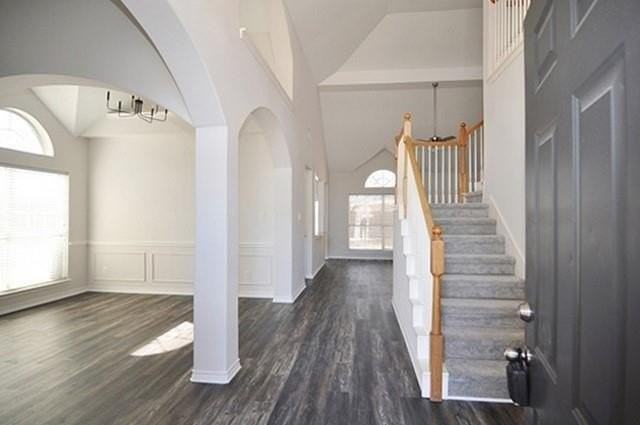 521 Mustang Ridge Dr - Photo 3 of 31