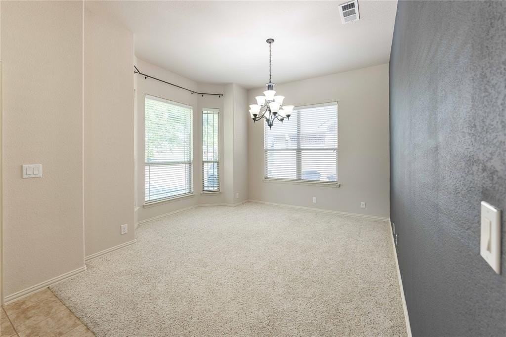 2340 Aurora Dr - Photo 3 of 36