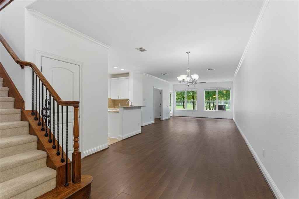 2633 Eagle Dr - Photo 3 of 30