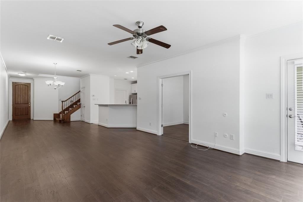 2633 Eagle Dr - Photo 5 of 30