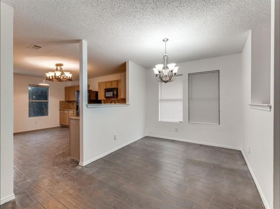 509 Keble Dr - Photo 2 of 12