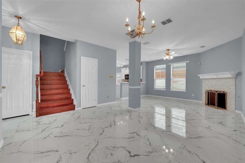 1970 Garrison Way - Photo 4 of 30