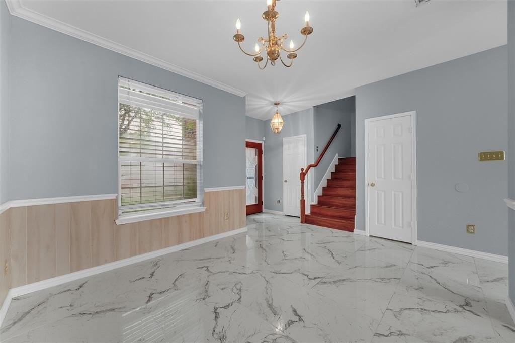 1970 Garrison Way - Photo 6 of 30