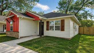 212 E Walker St - Photo 1 of 1