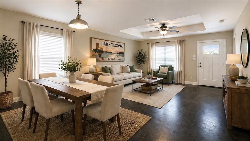 212 E Walker St - Photo 3 of 12