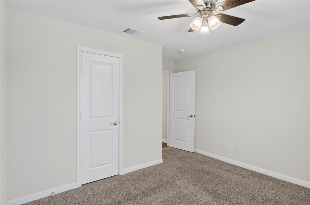 408 Stampede Ln - Photo 6 of 25