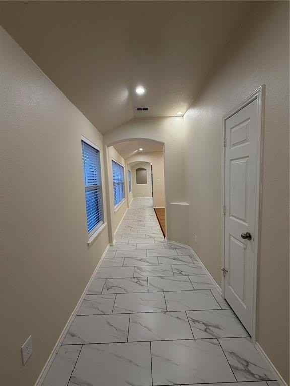 8105 Hennessey Trl - Photo 7 of 32