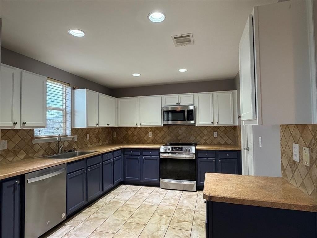 4600 Mountain Oak St - Photo 4 of 18