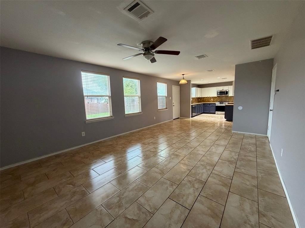 4600 Mountain Oak St - Photo 6 of 18