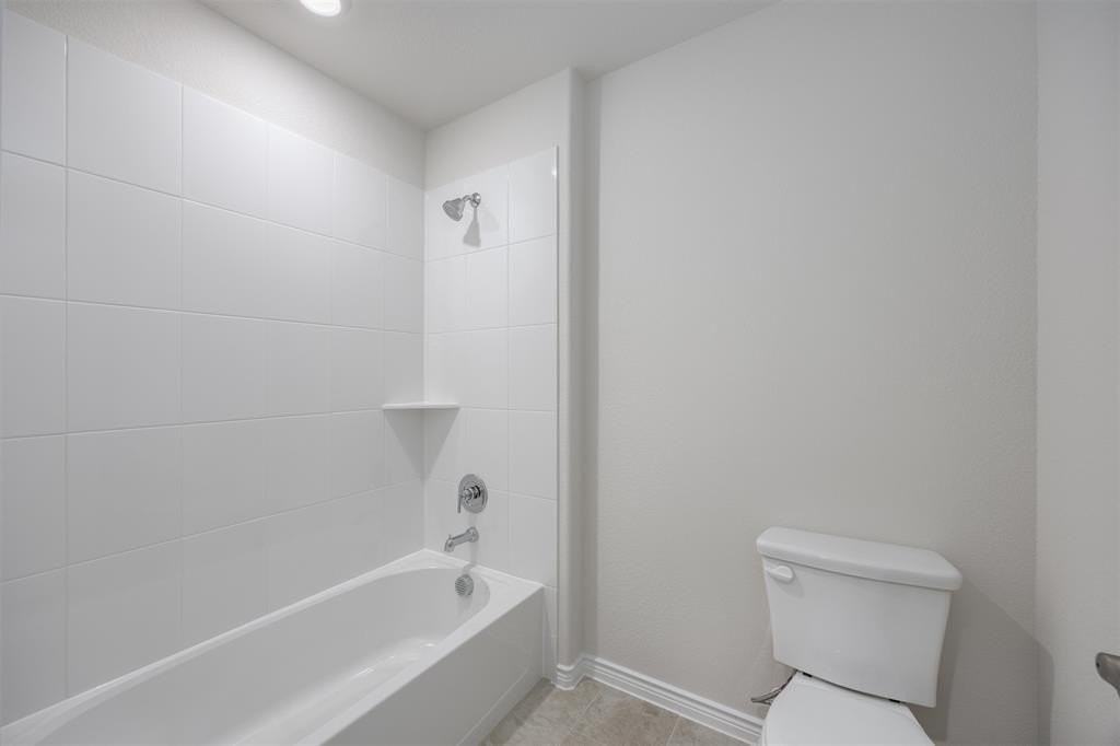 319 Colony Way - Photo 7 of 39