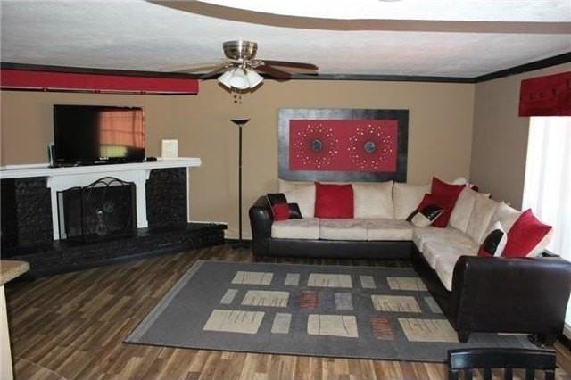 5425 Slay Dr - Photo 6 of 15