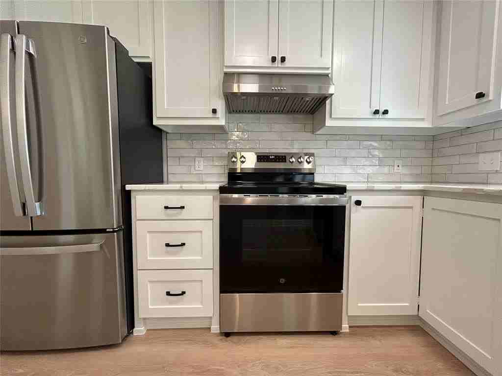 9904 Ivy Leaf Ln - Photo 6 of 23