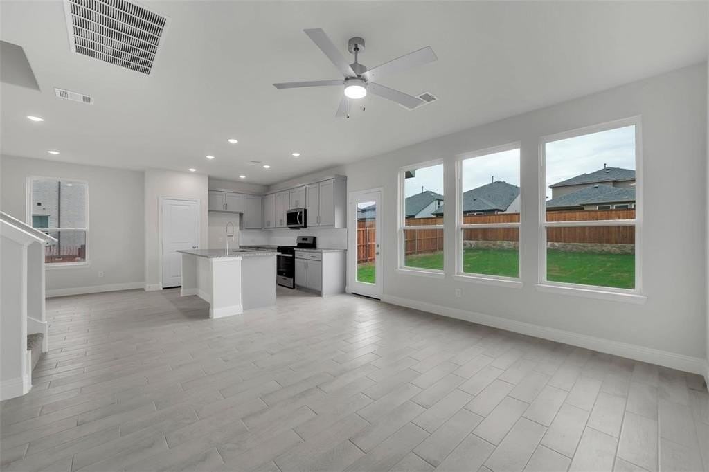 3120 Cordelia Dr - Photo 6 of 29