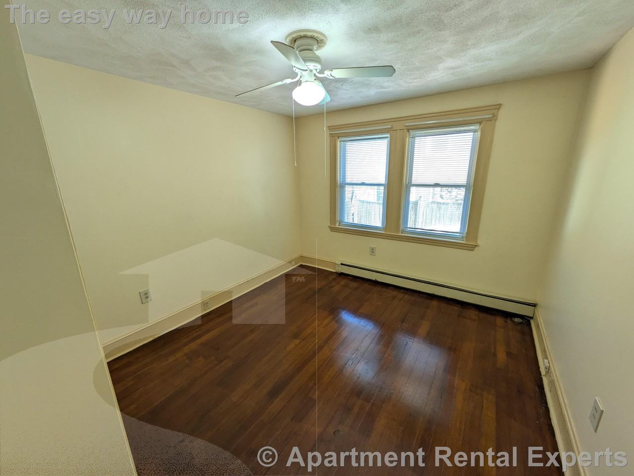 595 Fellsway W - Photo 2 of 14