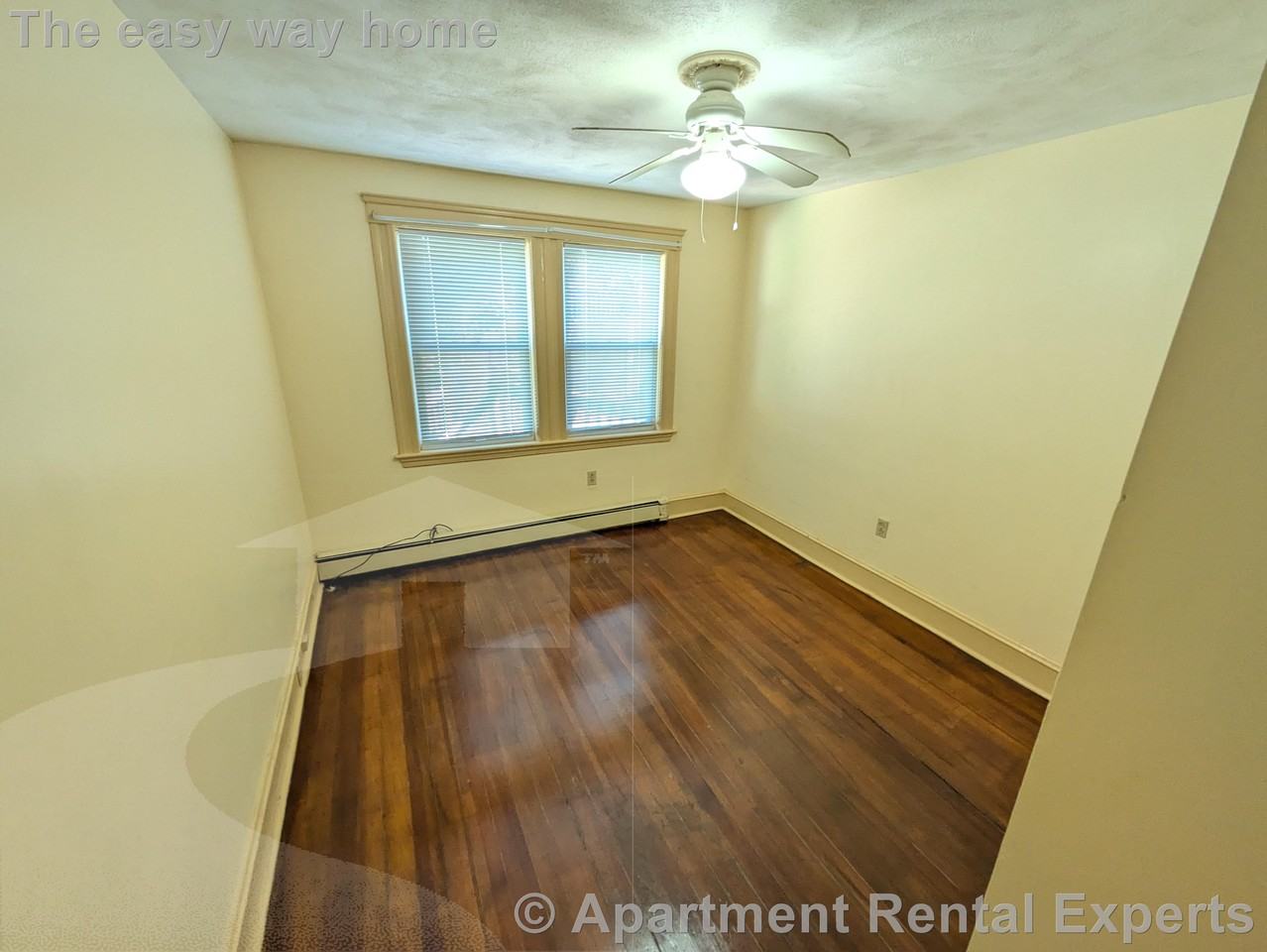 595 Fellsway W - Photo 5 of 14
