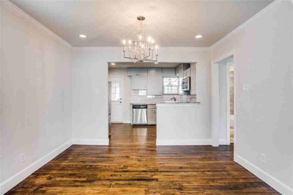 3147 Hedgerow Dr - Photo 6 of 22