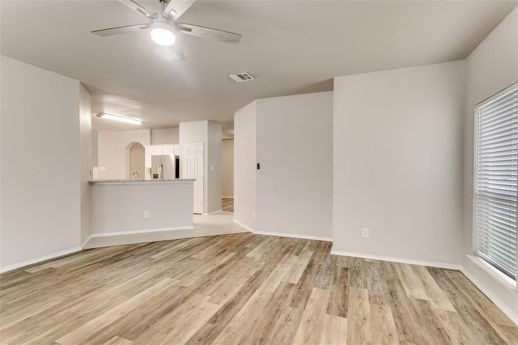 9705 Hedge Bell Dr - Photo 2 of 24