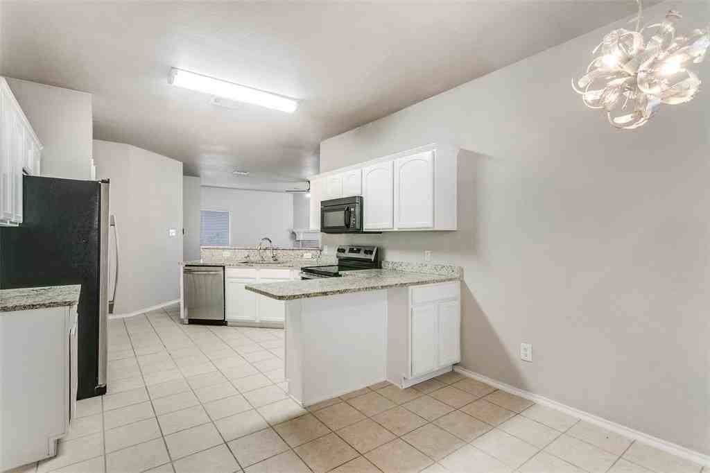 9705 Hedge Bell Dr - Photo 4 of 24