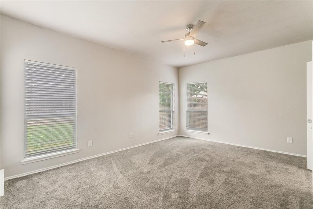 9705 Hedge Bell Dr - Photo 7 of 24