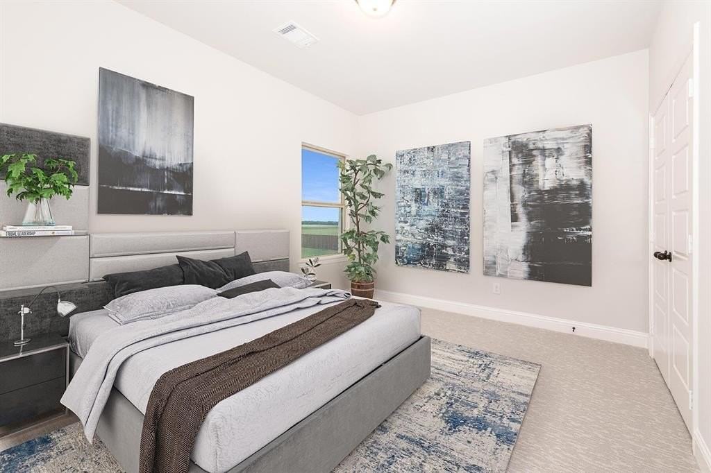 216 Lake Forest Trl - Photo 7 of 9