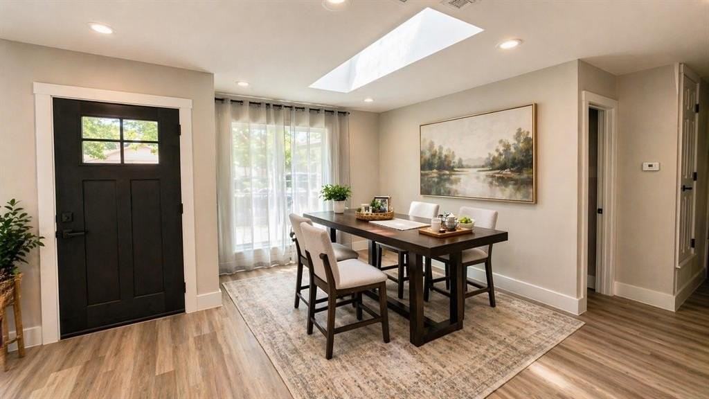 2400 Bowling Green St - Photo 5 of 13