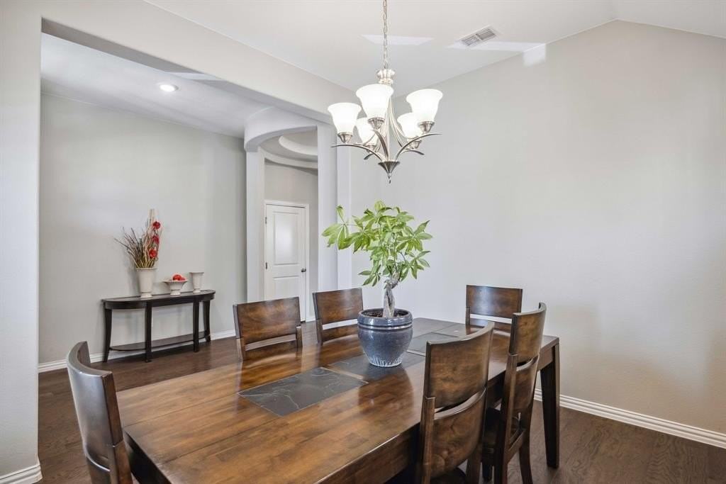 1732 Wassel Rd - Photo 5 of 39