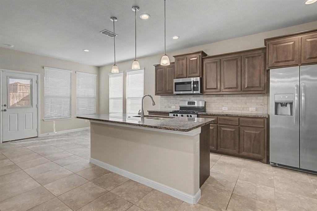 9312 Belle River Trl - Photo 6 of 23