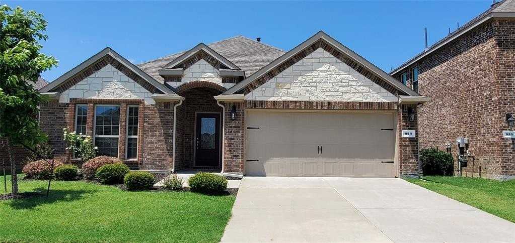 929 Lake Woodland Dr