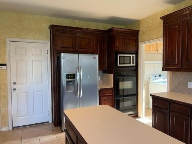 321 Greenfield Dr - Photo 5 of 21