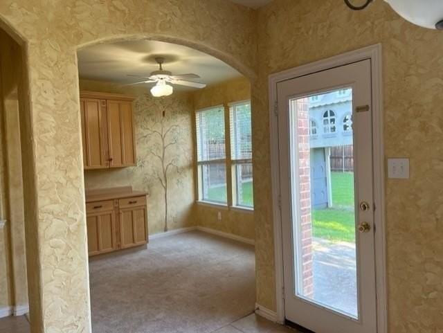 321 Greenfield Dr - Photo 7 of 21