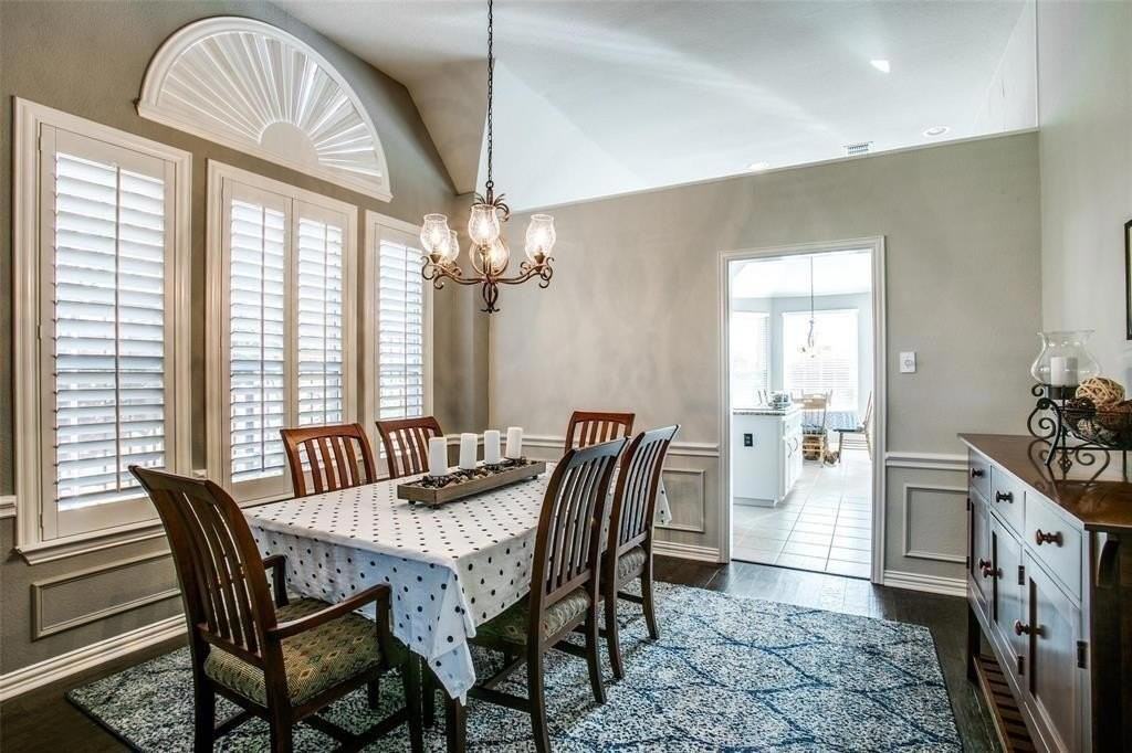 1048 Village Pkwy - Photo 5 of 24