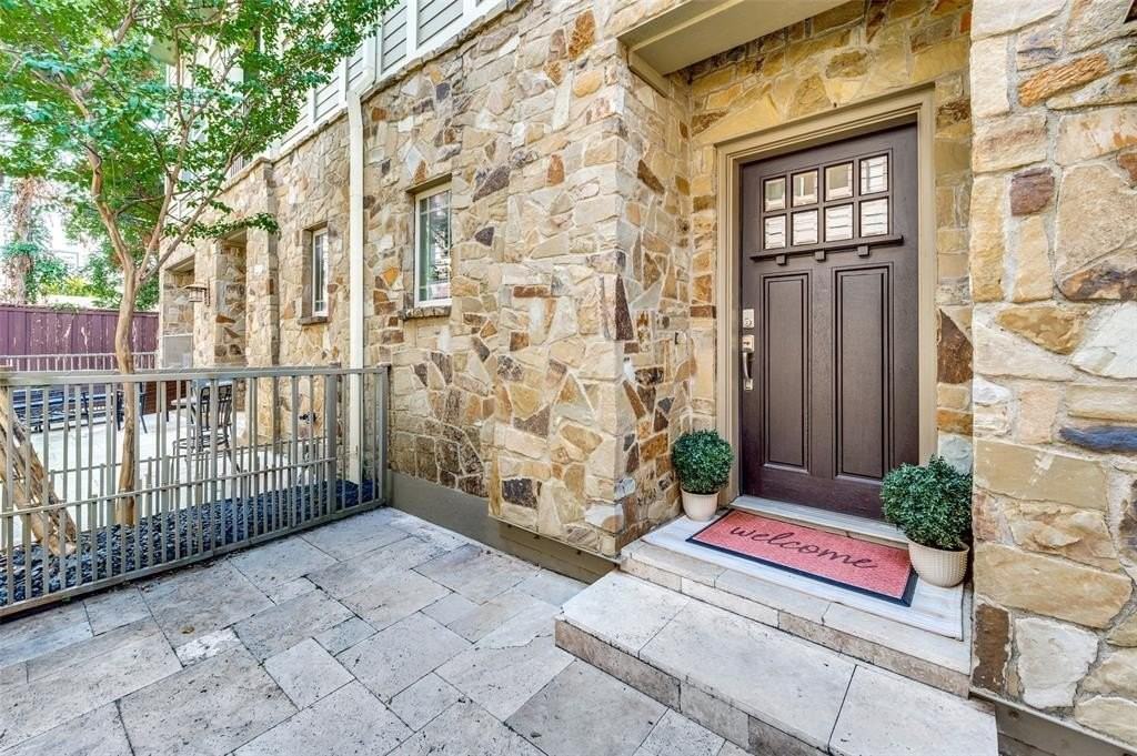 5916 Hudson St #10 - Photo 3 of 21