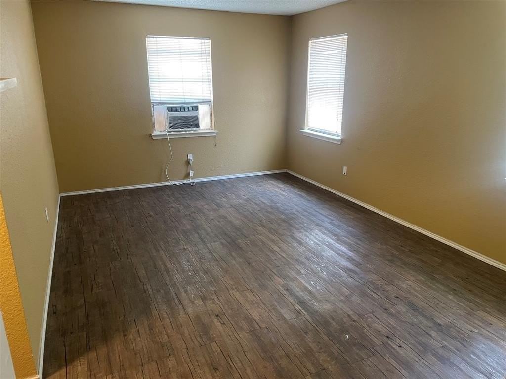 908 N Zang Blvd #A - Photo 4 of 11