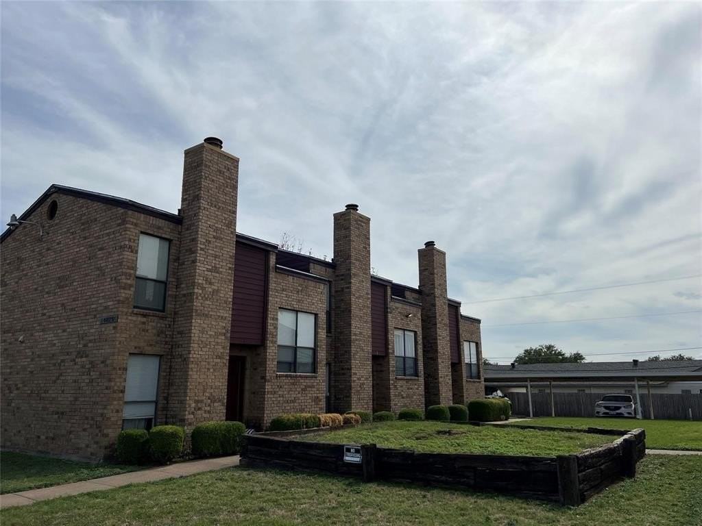 4825 Diaz Ave #3 - Photo 2 of 8