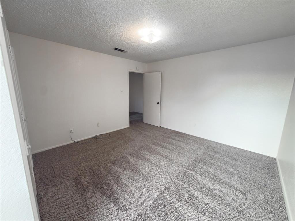 4825 Diaz Ave #3 - Photo 6 of 8