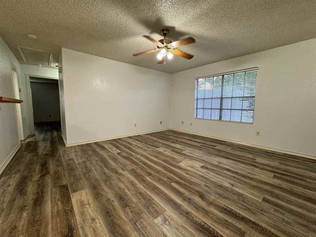 11919 Averette Ct - Photo 6 of 16