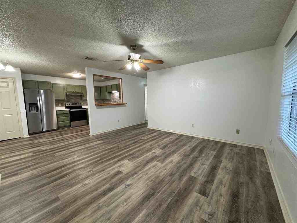 11919 Averette Ct - Photo 7 of 16