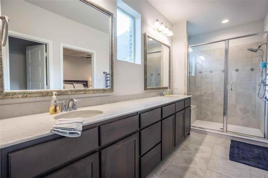 904 Parkside Dr - Photo 7 of 18