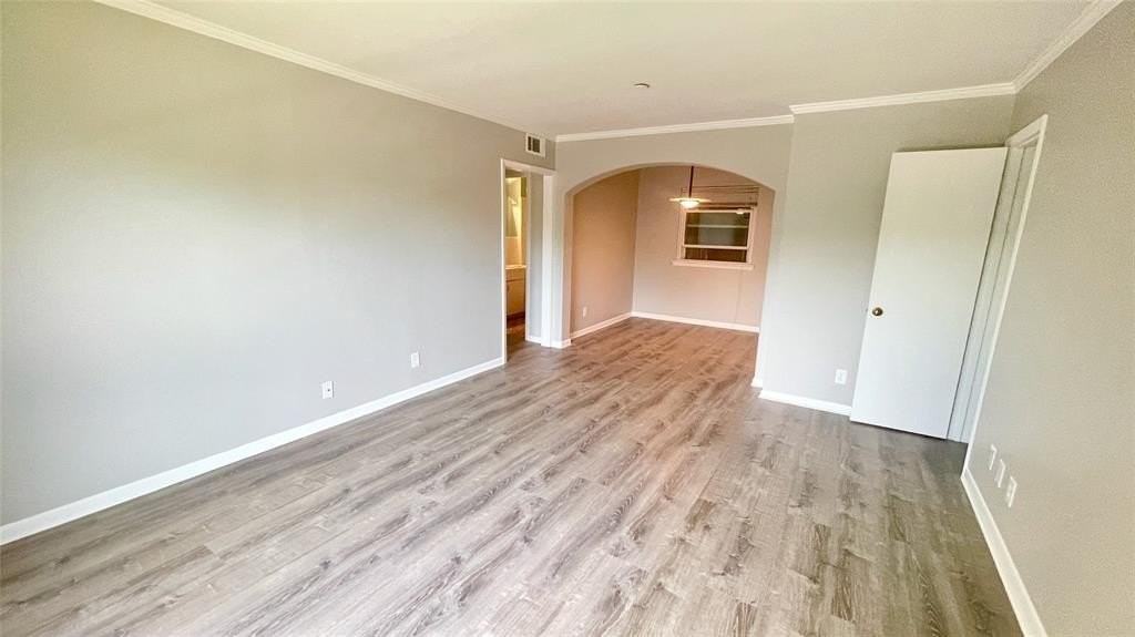 3215 Douglas Ave #201 - Photo 6 of 34