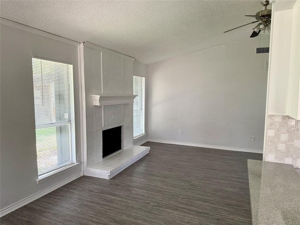 1213 Garden Terrace Dr - Photo 2 of 12