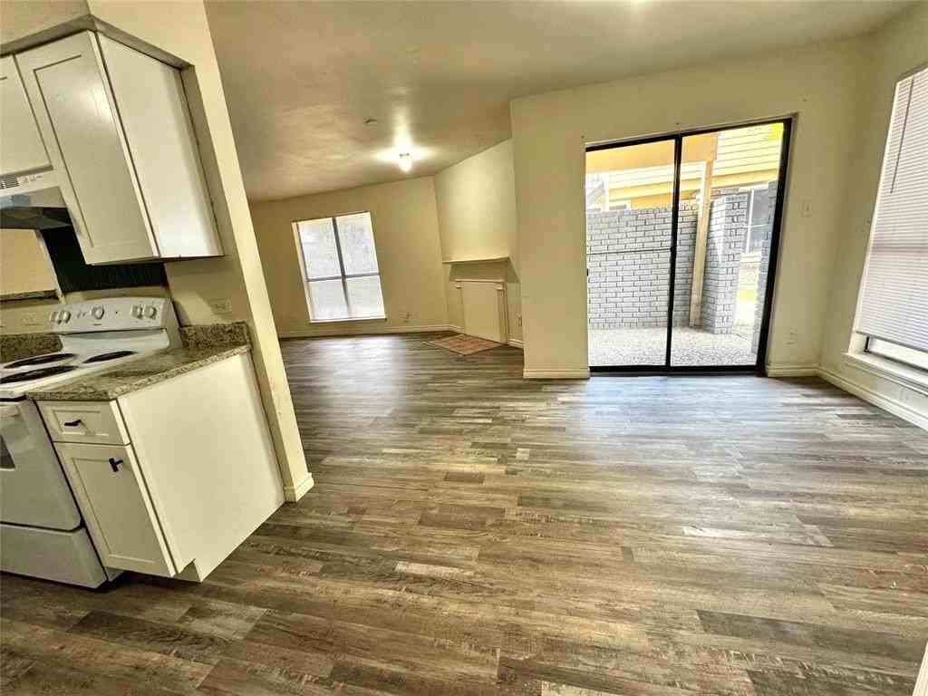 3524 W Buckingham Rd #312