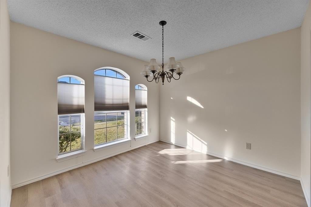 1029 Kory Dr - Photo 2 of 21