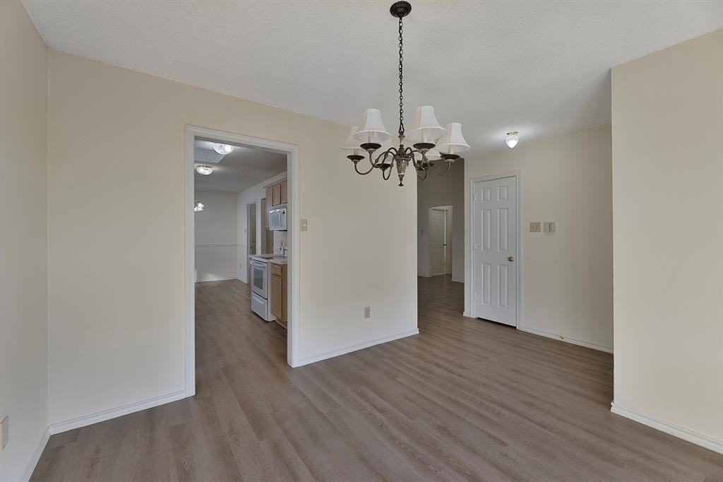 1029 Kory Dr - Photo 3 of 21