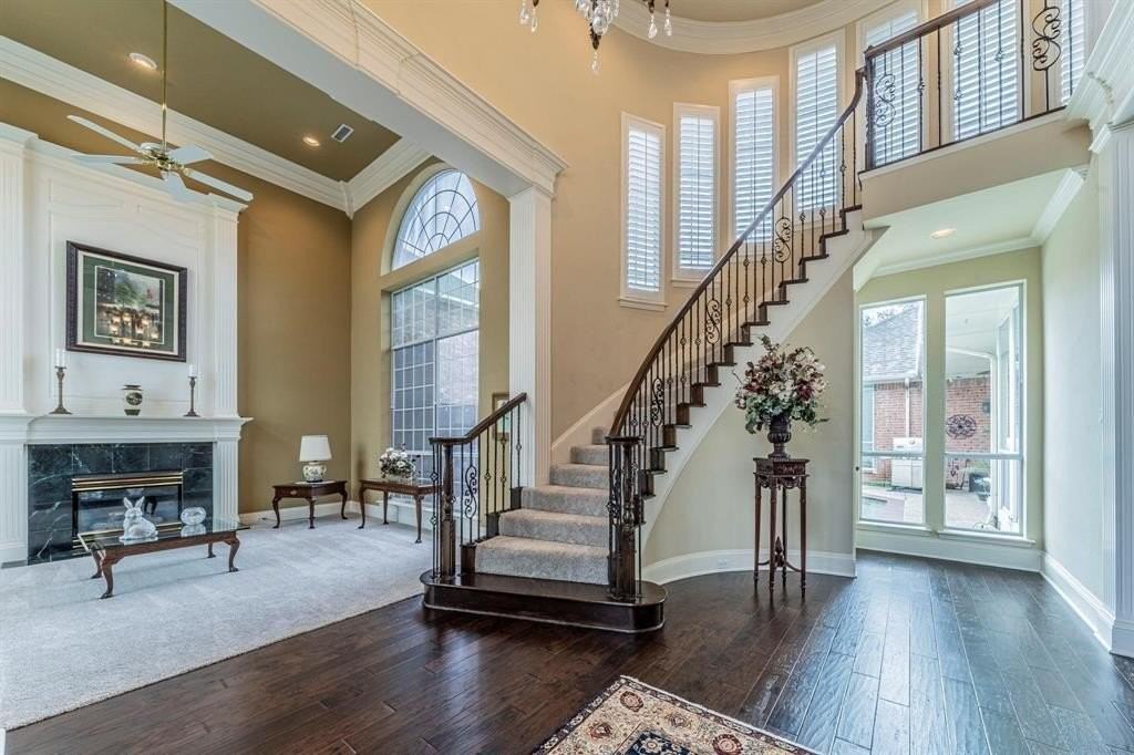 5120 Ambergate Ln - Photo 2 of 40