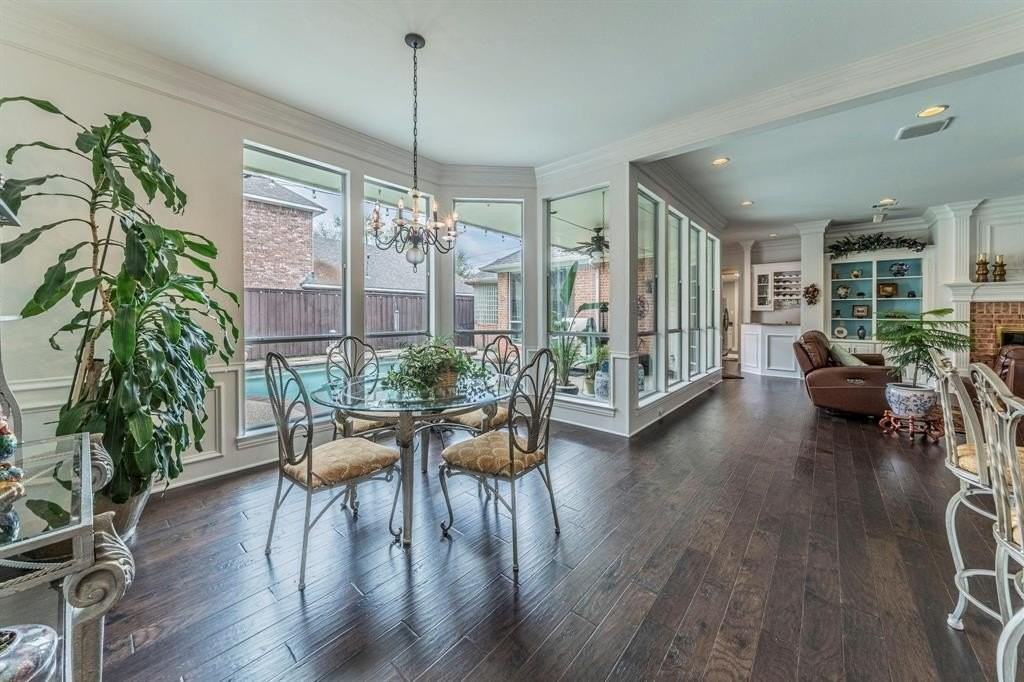 5120 Ambergate Ln - Photo 7 of 40